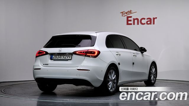 Mercedes-Benz A-Class A220 Hatchback