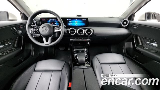 Mercedes-Benz A-Class A220 Hatchback