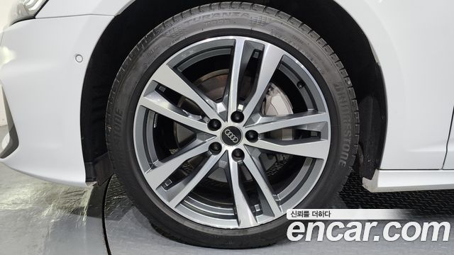 Audi A6 45 TFSI Premium