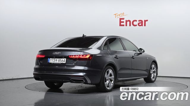 Audi A4 35 TDI Premium
