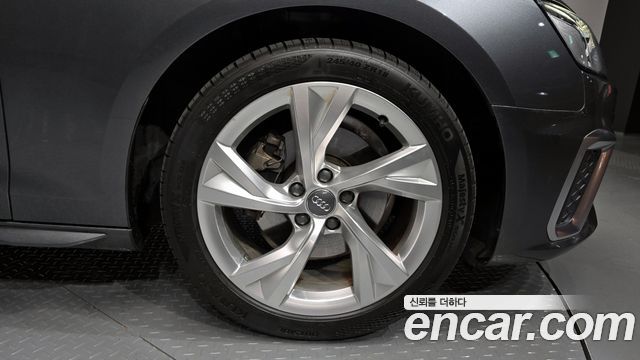 Audi A4 35 TDI Premium
