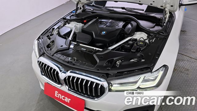 BMW 5-Series 520i M Sport