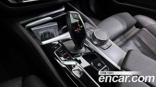 BMW 5-Series 520i M Sport