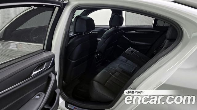 BMW 5-Series 520i M Sport