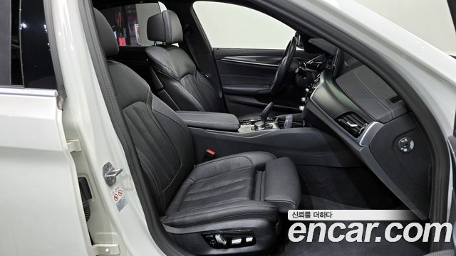 BMW 5-Series 520i M Sport