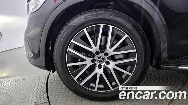 Mercedes-Benz GLC-Class GLC220 d 4MATIC