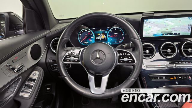 Mercedes-Benz GLC-Class GLC220 d 4MATIC