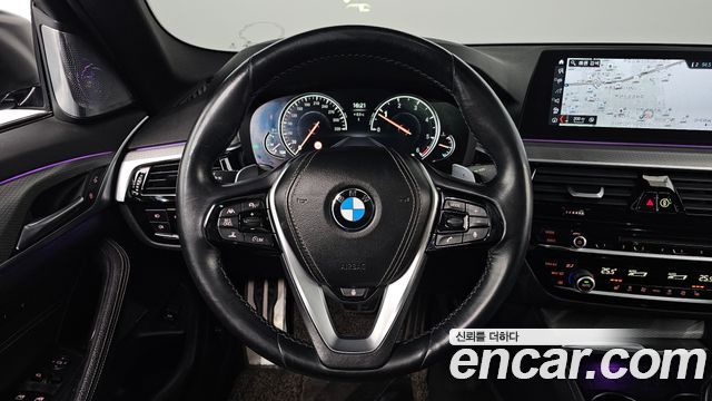 BMW 5-Series 520d xDrive M Sport Package