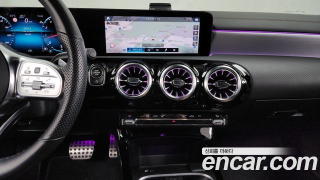 Mercedes-Benz CLA-Class CLA250 4MATIC