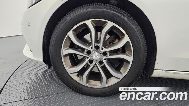 Mercedes-Benz C-Class C220 d Avantgarde