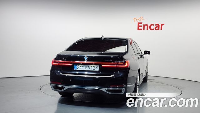 BMW 7-Series 730d xDrive Design Pure Excellence