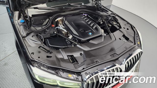 BMW 7-Series 730d xDrive Design Pure Excellence