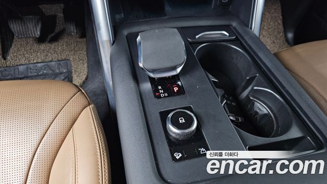 Land Rover Discovery D300 HSE