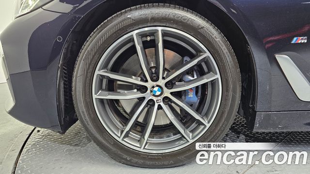 BMW 5-Series 520i M Sport