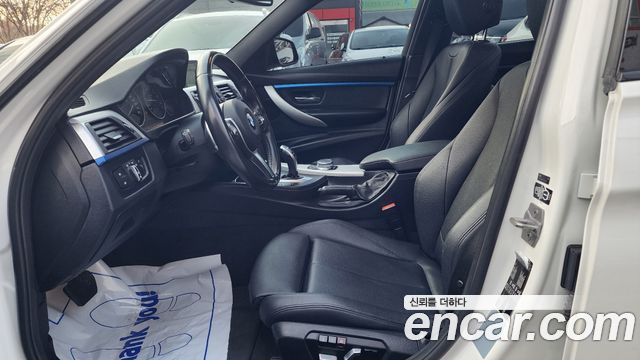 BMW 3-Series 320i M Sport