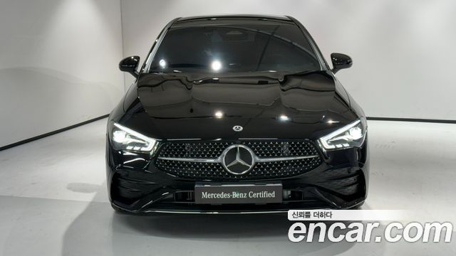 Mercedes-Benz CLA-Class CLA250 4MATIC