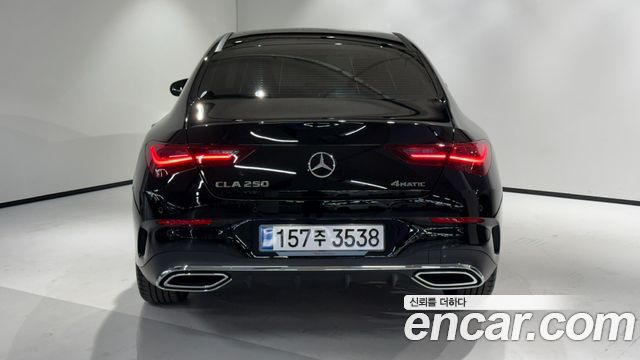 Mercedes-Benz CLA-Class CLA250 4MATIC