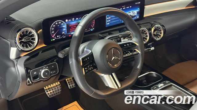 Mercedes-Benz CLA-Class CLA250 4MATIC