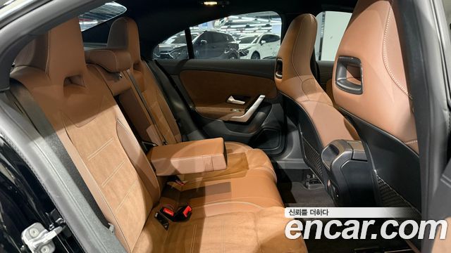 Mercedes-Benz CLA-Class CLA250 4MATIC
