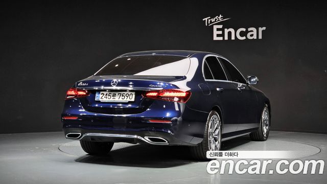 Mercedes-Benz E-Class E220d 4MATIC AMG Line