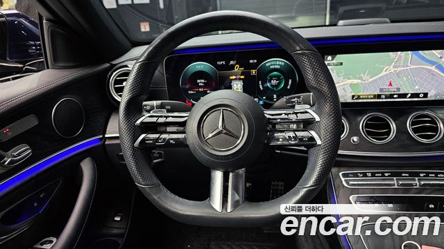 Mercedes-Benz E-Class E220d 4MATIC AMG Line