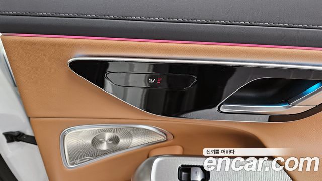Mercedes-Benz E-Class E300 4MATIC Exclusive