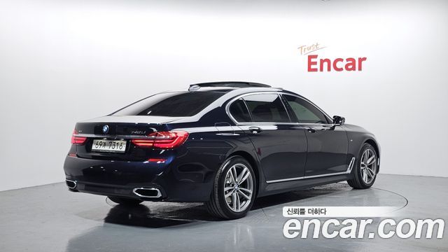 BMW 7-Series 740Li xDrive M Sport Package