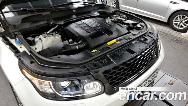 Land Rover Range Rover Sport 5.0 SVR