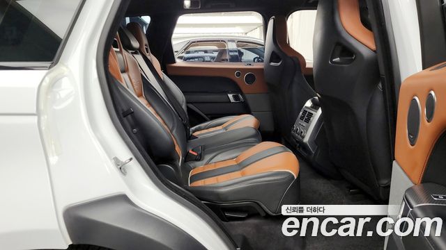 Land Rover Range Rover Sport 5.0 SVR