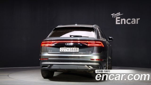 Audi Q8 50 TDI Quattro Premium