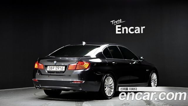 BMW 5-Series 528i Luxury Plus