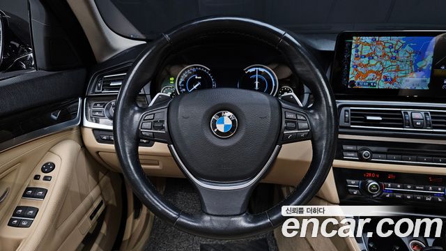 BMW 5-Series 528i Luxury Plus