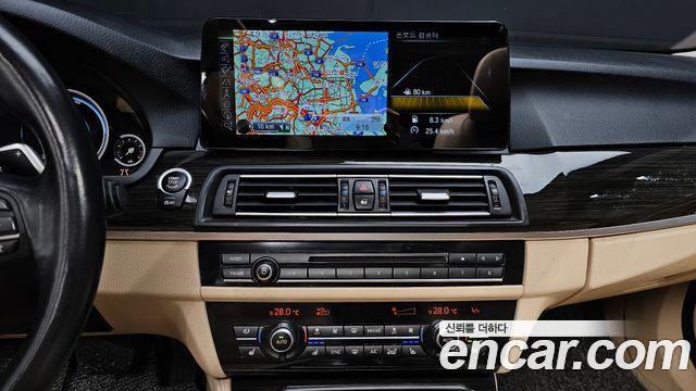 BMW 5-Series 528i Luxury Plus