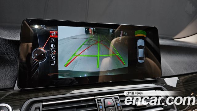 BMW 5-Series 528i Luxury Plus