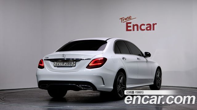 Mercedes-Benz C-Class C200 AMG Line