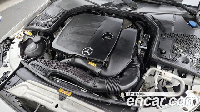 Mercedes-Benz C-Class C200 AMG Line