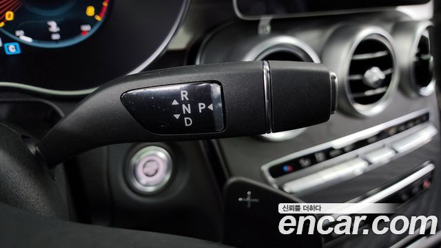 Mercedes-Benz C-Class C200 AMG Line