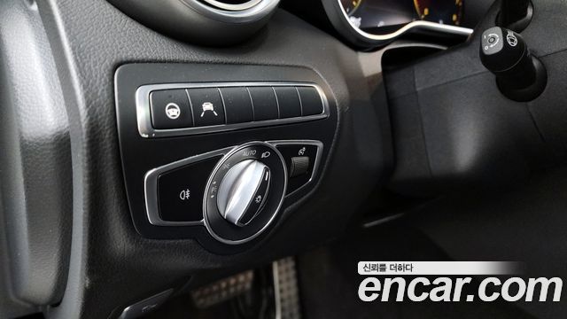 Mercedes-Benz C-Class C200 AMG Line