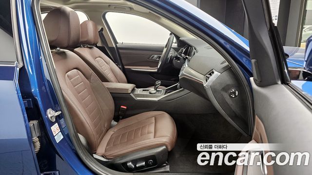 BMW 3-Series 320d Luxury