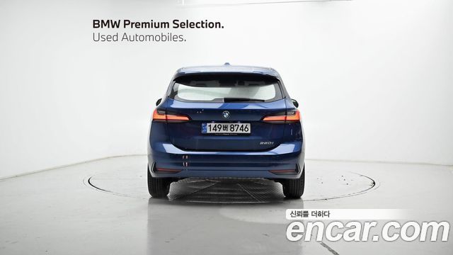 BMW 2-Series 220i Advantage