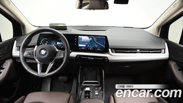 BMW 2-Series 220i Advantage