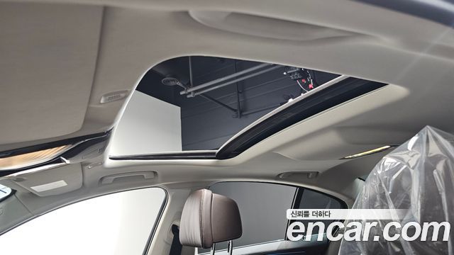 BMW 5-Series 530e Luxury