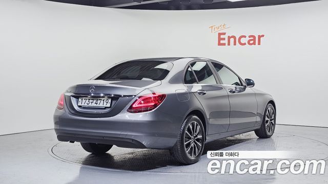 Mercedes-Benz C-Class C200