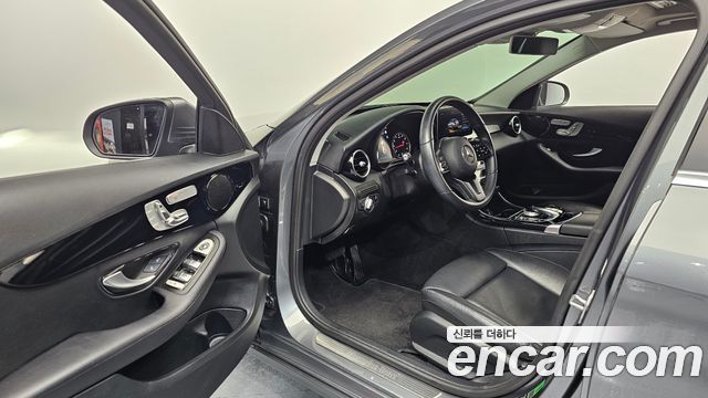 Mercedes-Benz C-Class C200