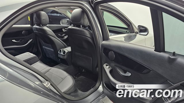 Mercedes-Benz C-Class C200