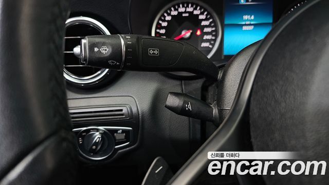 Mercedes-Benz C-Class C200