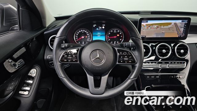 Mercedes-Benz C-Class C200