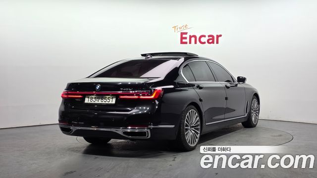 BMW 7-Series 740Li xDrive Design Pure Excellence
