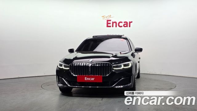 BMW 7-Series 740Li xDrive Design Pure Excellence
