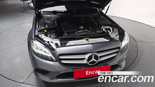 Mercedes-Benz C-Class C200